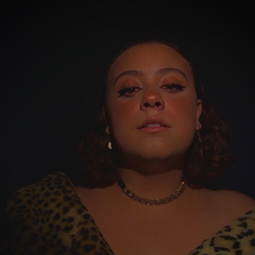 Meet your Posher, Isabella